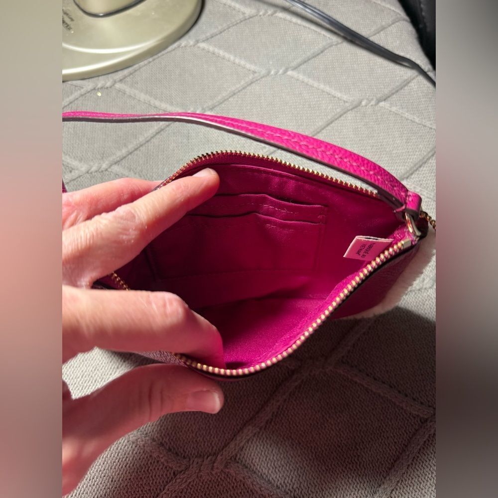 VTG COACH Pebbled Leather Shearling Sherpa Wristlet Raspberry Pink Fuschia - Picture 6 of 8